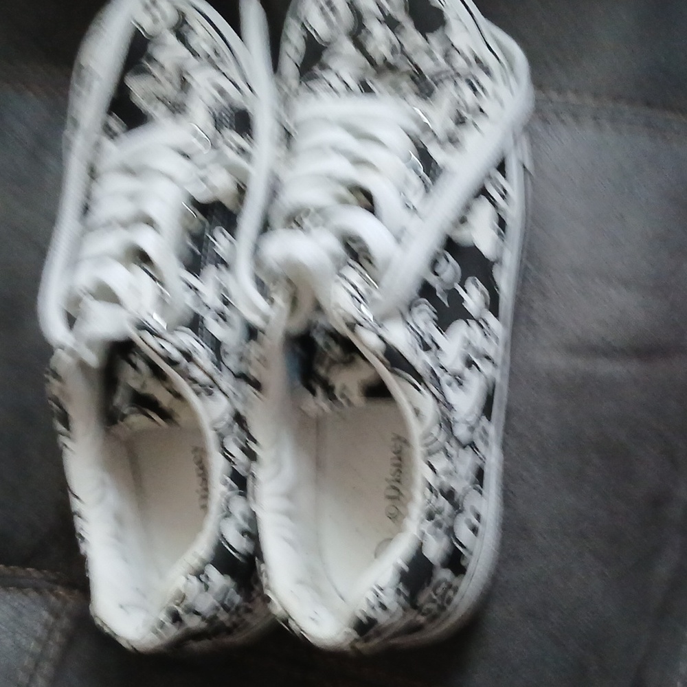 Disney gym shoes